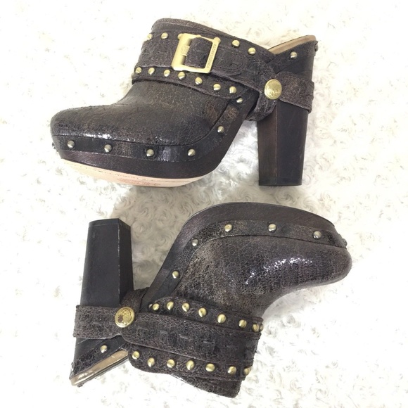 Vince Camuto Shoes - Vince Camuto Christies Clogs Distressed Leather
